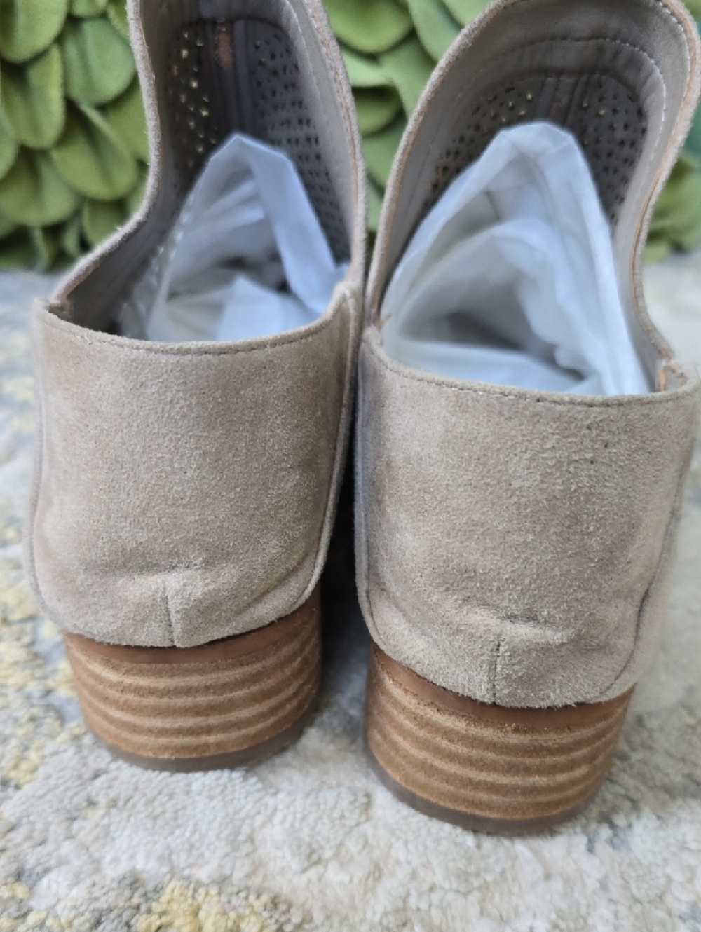 Vince Camuto Cinny's Perforated Taupe Suede Booties Women's Size 7 - Picture 5 of 11
